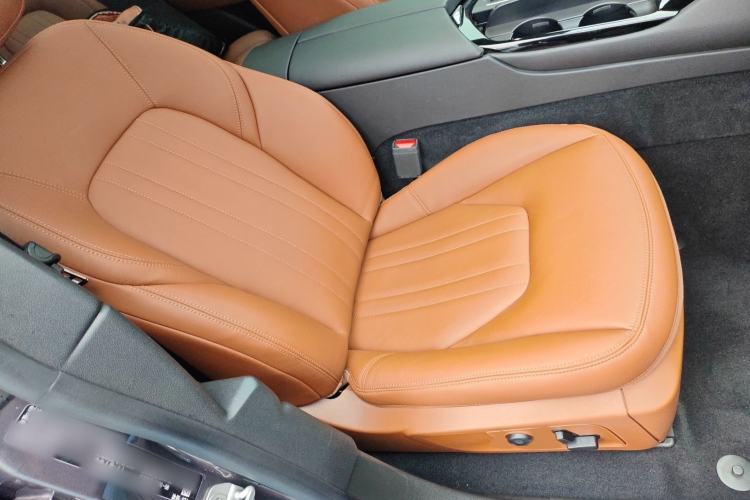 Used Maserati Levante 2020 3.0T Standard Edition Right Front Seat