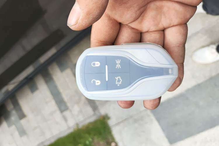 Used Maserati Levante 2020 3.0T Standard Edition Vehicle Key