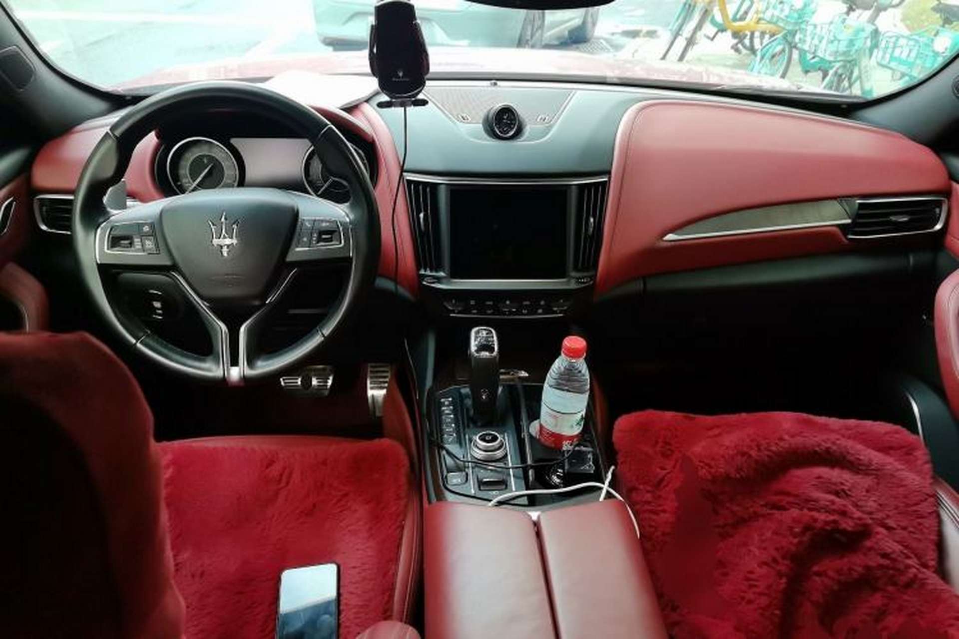 Used Maserati Levante 2020 3.0T Standard Edition Center Console