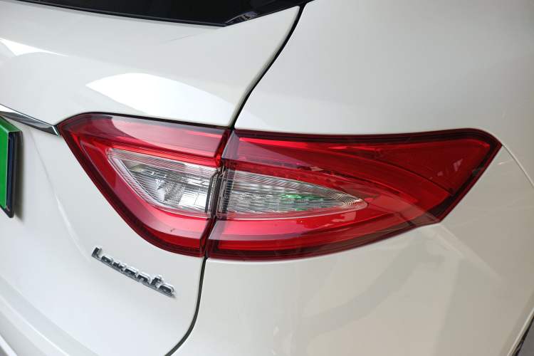 Used Maserati Levante 2020 3.0T Standard Edition Exterior 6