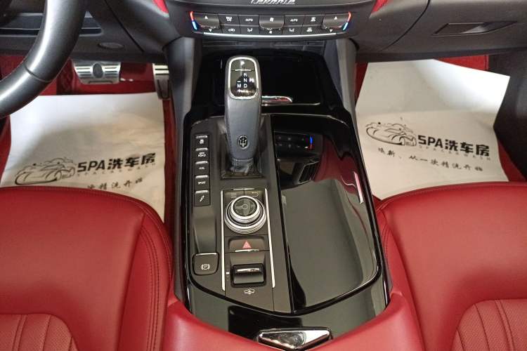 Used Maserati Levante 2020 3.0T Standard Edition Gear Lever