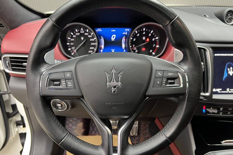 Used Maserati Levante 2020 3.0T Standard Edition Interior 3