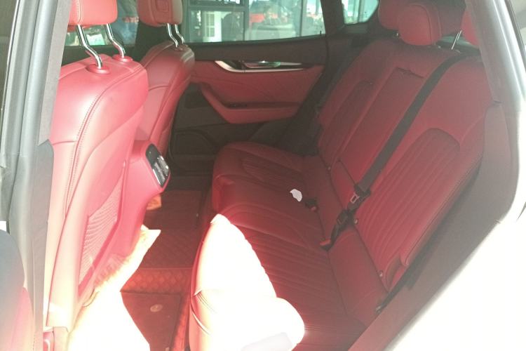 Used Maserati Levante 2020 3.0T Standard Edition Interior 4