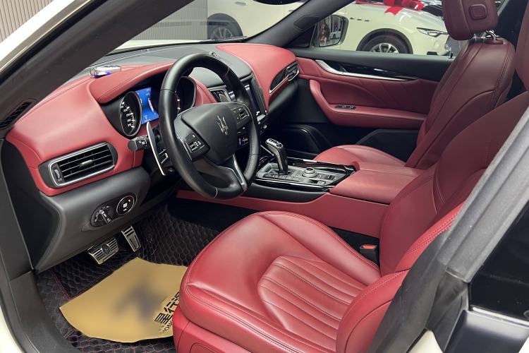 Used Maserati Levante 2020 3.0T Standard Edition Interior 7