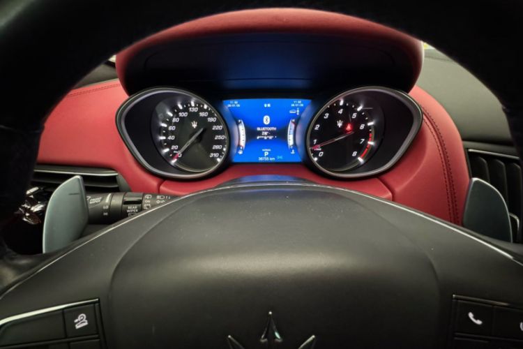 Used Maserati Levante 2020 3.0T Standard Edition Interior 7
