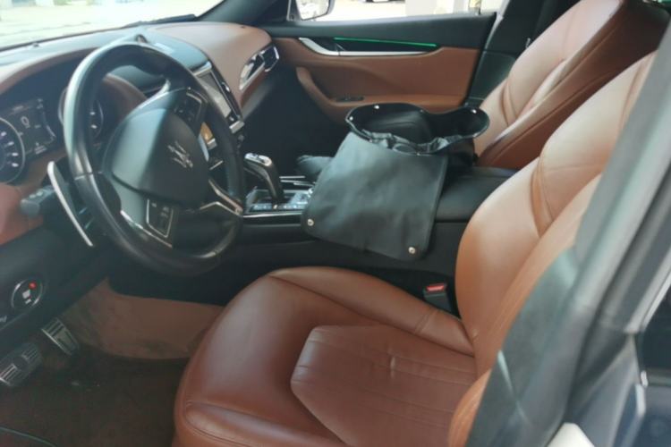 Used Maserati Levante 2020 3.0T Standard Edition Left Front Seat