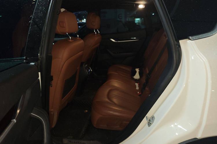 Used Maserati Levante 2020 3.0T Standard Edition Left Rear Seat