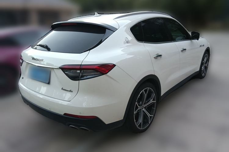 Used Maserati Levante 2020 3.0T Standard Edition Rear Right 45 Deg