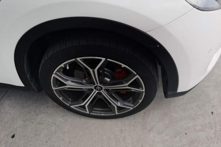 Used Maserati Levante 2020 3.0T Standard Edition Right Front Wheel Hub