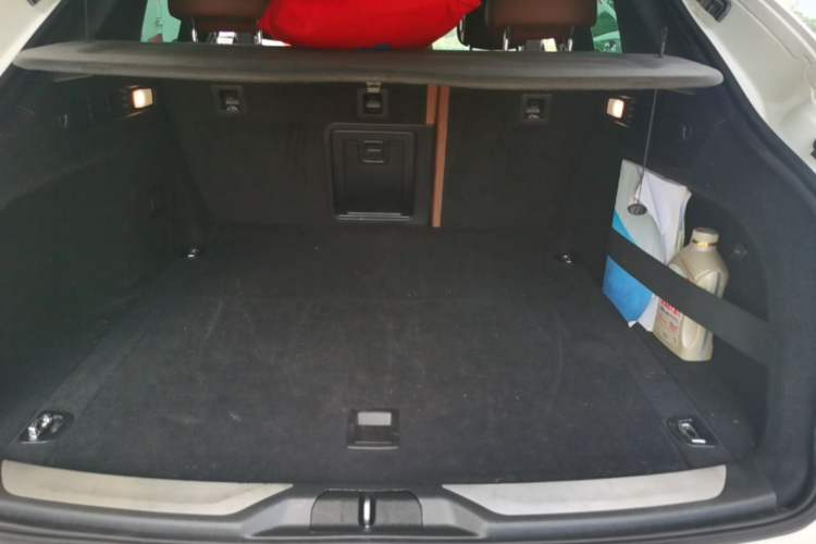 Used Maserati Levante 2020 3.0T Standard Edition Trunk