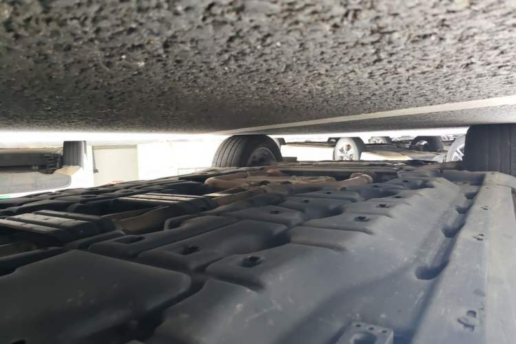 Used Maserati Levante 2021 3.0T Standard Edition Chassis Rear Left