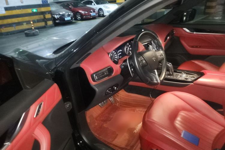 Used Maserati Levante 2021 3.0T Standard Edition Driver Seat