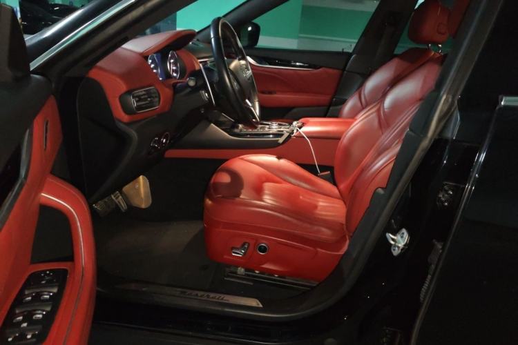 Used Maserati Levante 2021 3.0T Standard Edition Driver Seat