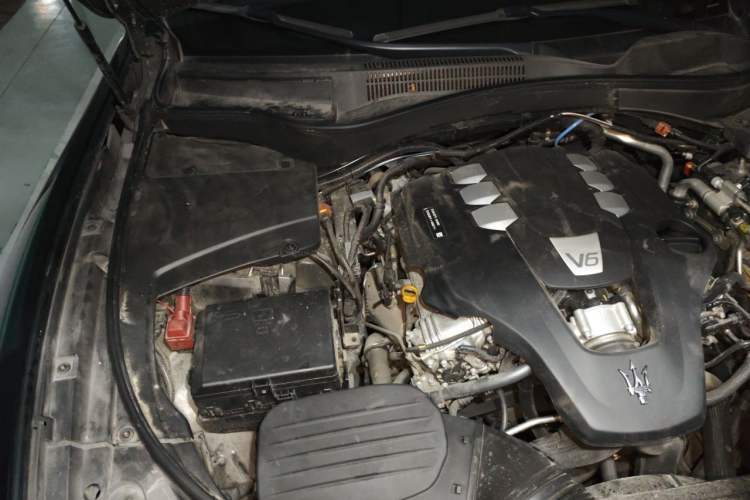 Used Maserati Levante 2021 3.0T Standard Edition Engine Bay Right