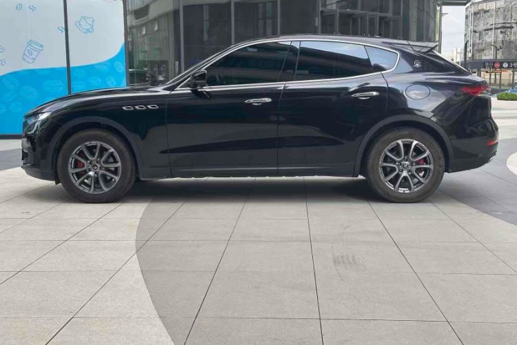 Used Maserati Levante 2021 3.0T Standard Edition Exterior 3