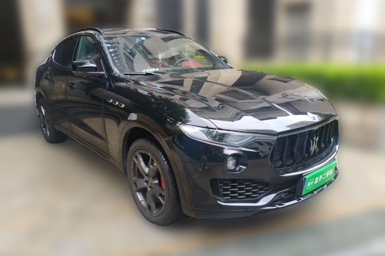 Used Maserati Levante 2021 3.0T Standard Edition Front Right 45 Deg