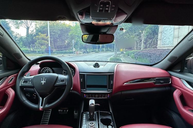 Used Maserati Levante 2021 3.0T Standard Edition Interior 1