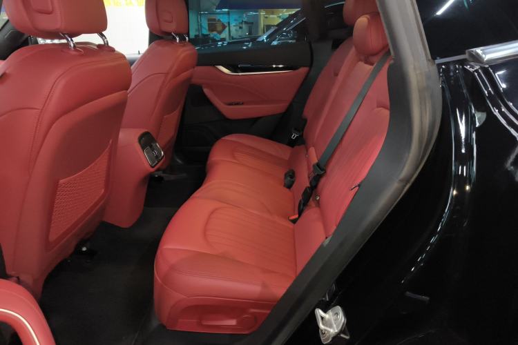 Used Maserati Levante 2021 3.0T Standard Edition Interior 4