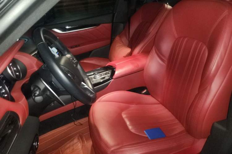 Used Maserati Levante 2021 3.0T Standard Edition Left Front Seat