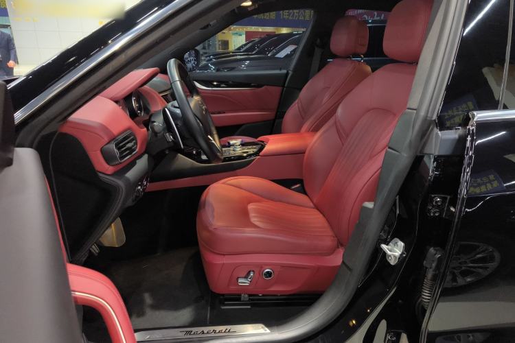 Used Maserati Levante 2021 3.0T Standard Edition Left Front Seat