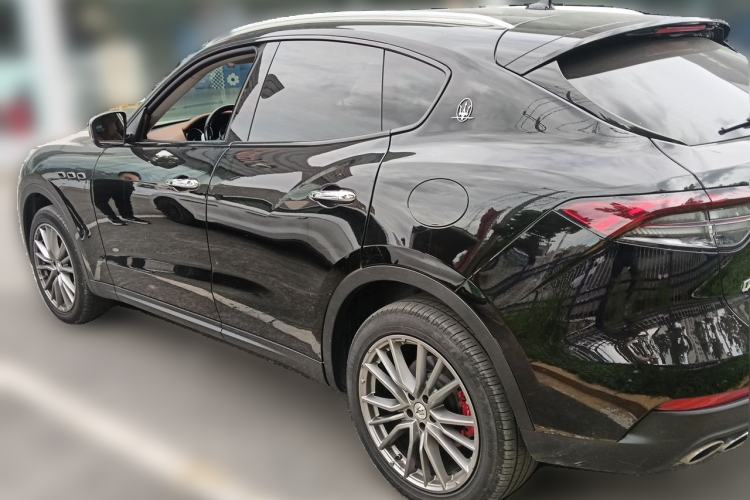 Used Maserati Levante 2021 3.0T Standard Edition Rear Left 45 Deg