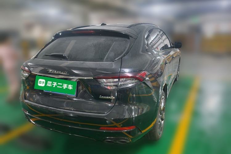 Used Maserati Levante 2021 3.0T Standard Edition Rear Right 45 Deg