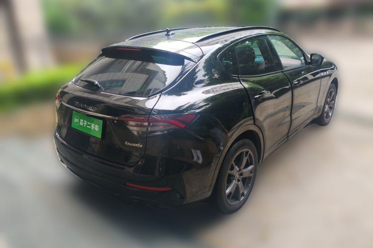 Used Maserati Levante 2021 3.0T Standard Edition Rear Right 45 Deg