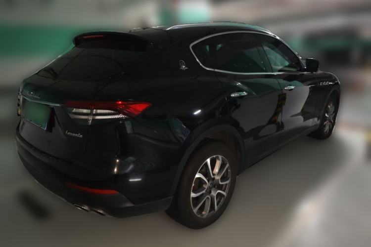 Used Maserati Levante 2021 3.0T Standard Edition Rear Right 45 Deg