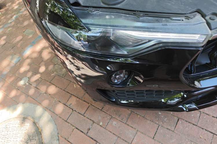 Used Maserati Levante 2021 3.0T Standard Edition Right Front Headlight