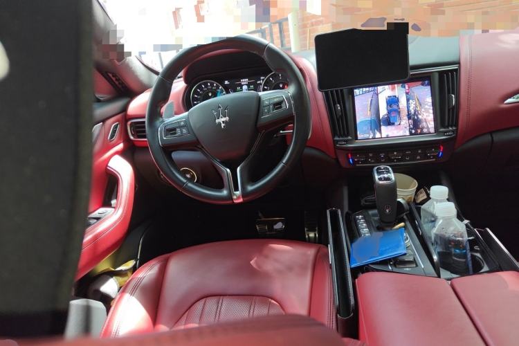 Used Maserati Levante 2021 3.0T Standard Edition Steering Wheel