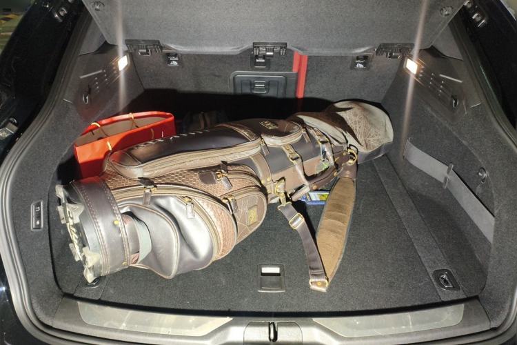 Used Maserati Levante 2021 3.0T Standard Edition Trunk