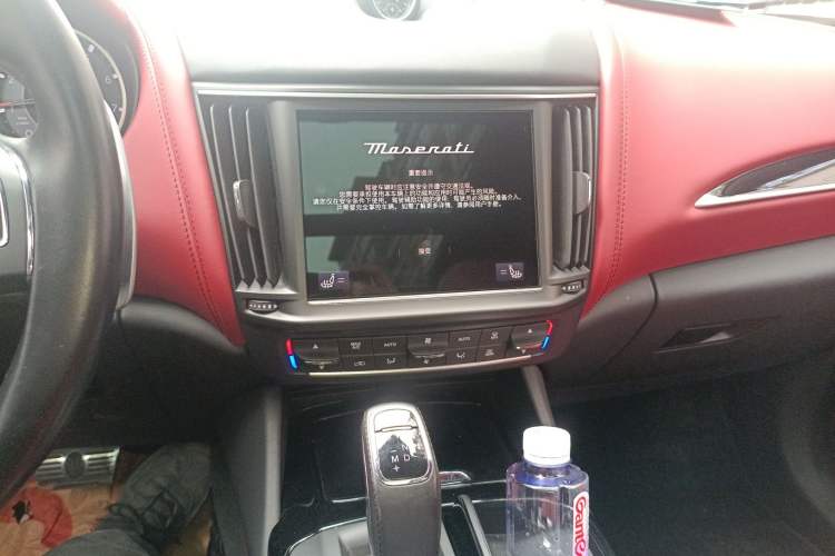 Used Maserati Levante 2021 3.0T Standard Edition Audio And AC Panel