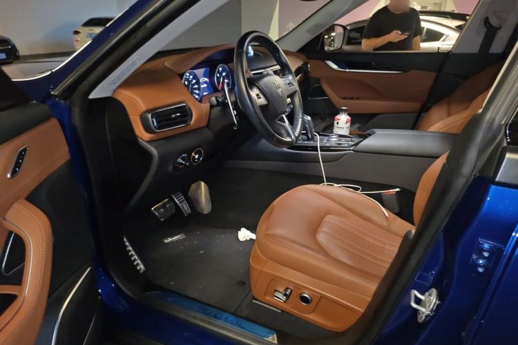 Used Maserati Levante 2021 3.0T Standard Edition Driver Seat