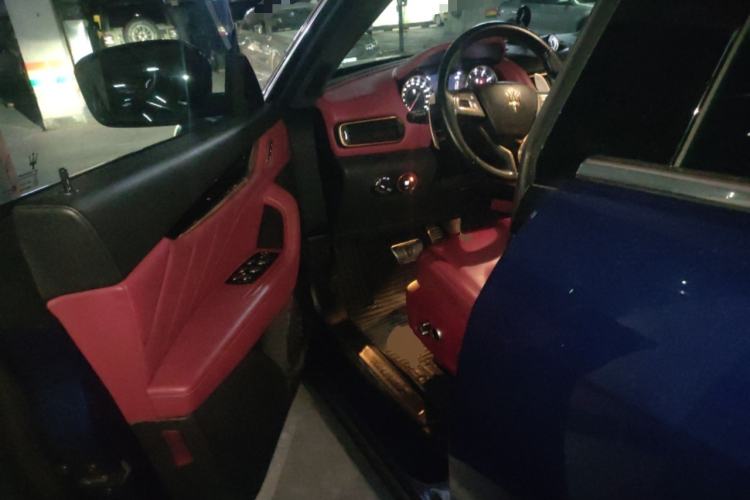 Used Maserati Levante 2021 3.0T Standard Edition Driver Seat