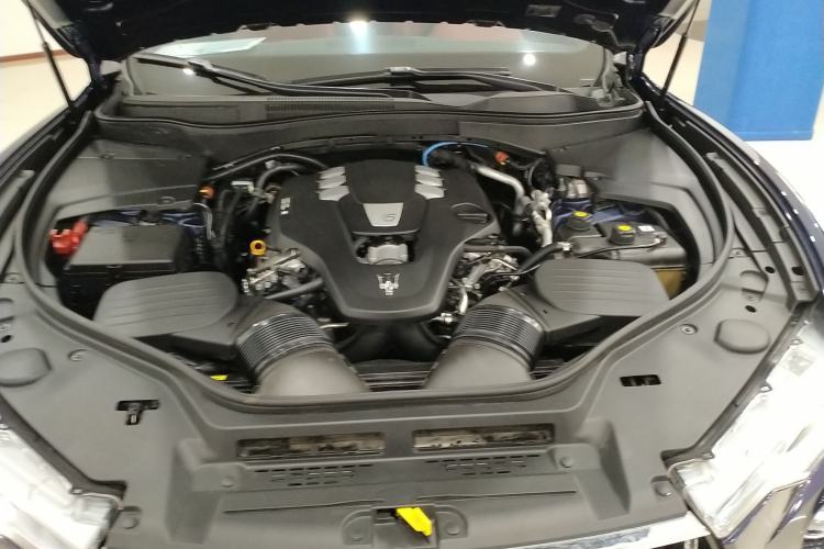 Used Maserati Levante 2021 3.0T Luxury Edition Engine Bay