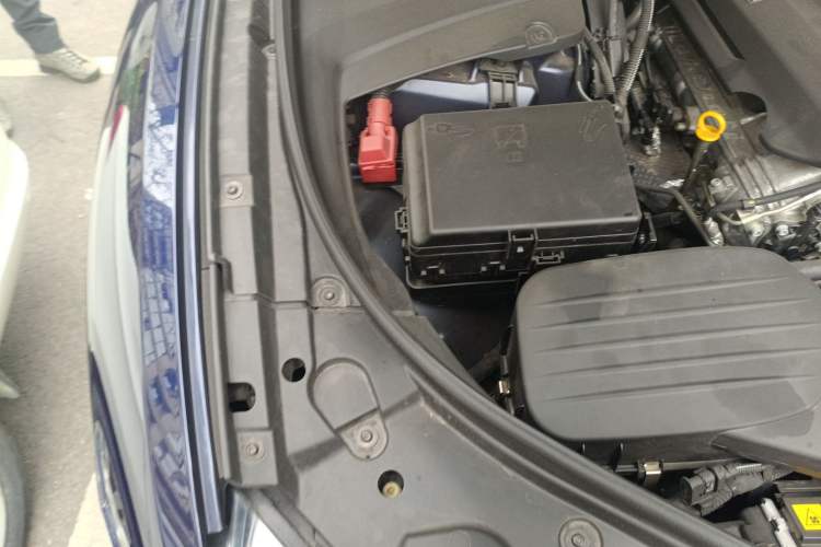 Used Maserati Levante 2021 3.0T Standard Edition Engine Bay Right