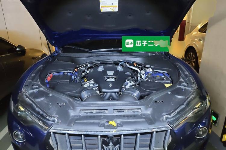 Used Maserati Levante 2021 3.0T Standard Edition Engine Bay