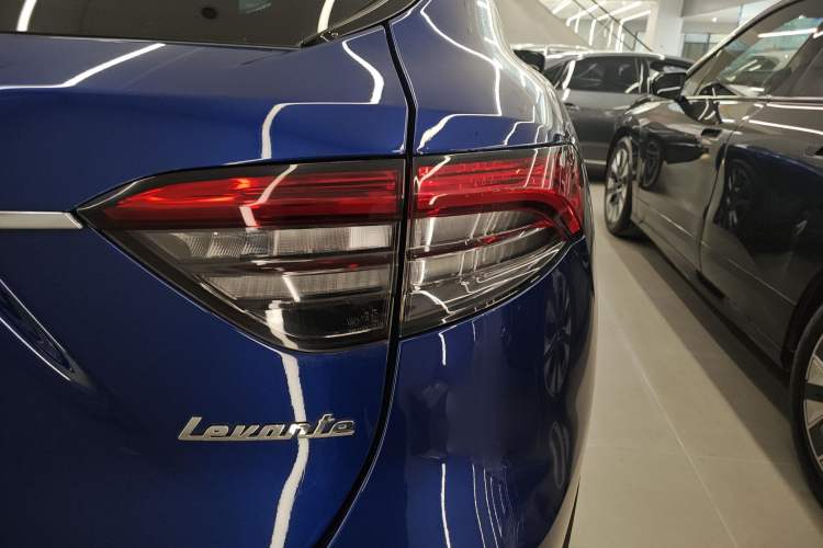 Used Maserati Levante 2021 3.0T Standard Edition Exterior 6