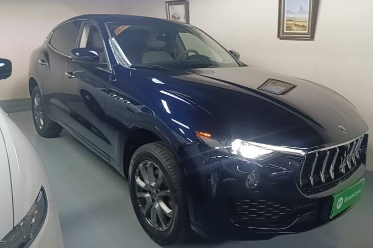 Used Maserati Levante 2021 3.0T Standard Edition Front Right 45 Deg