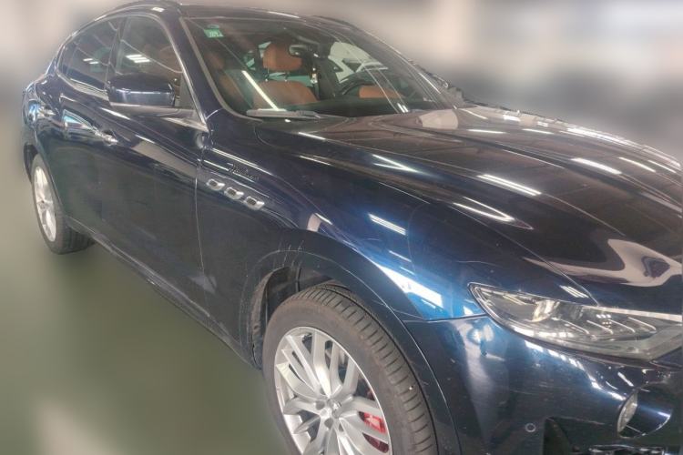 Used Maserati Levante 2021 3.0T Standard Edition Front Right 45 Deg