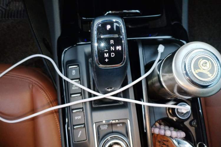 Used Maserati Levante 2021 3.0T Standard Edition Gear Lever