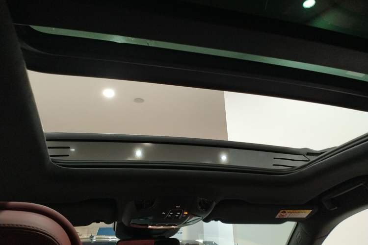 Used Maserati Levante 2021 3.0T Luxury Edition Headliner