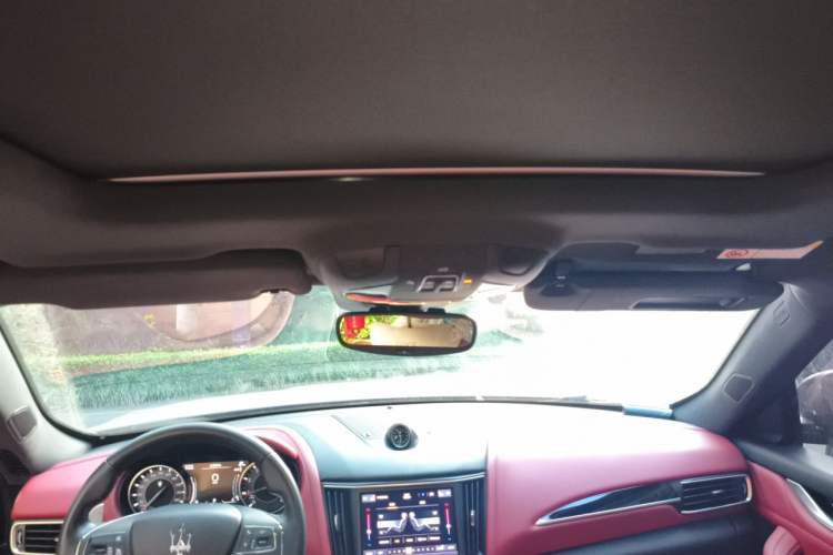 Used Maserati Levante 2021 3.0T Standard Edition Headliner