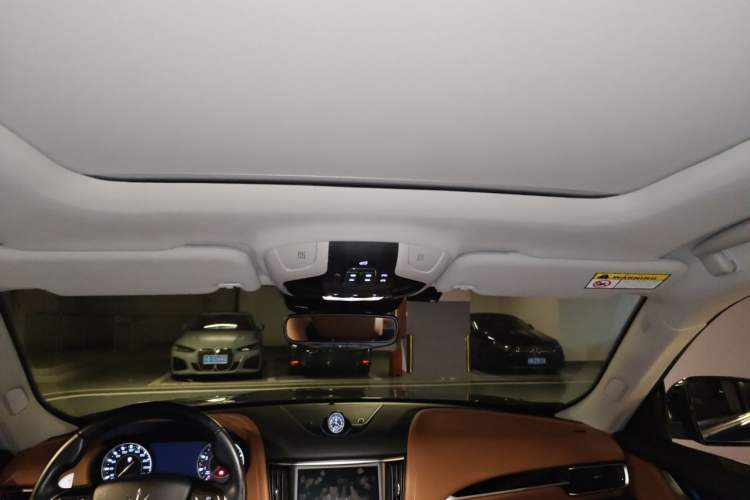 Used Maserati Levante 2021 3.0T Standard Edition Headliner