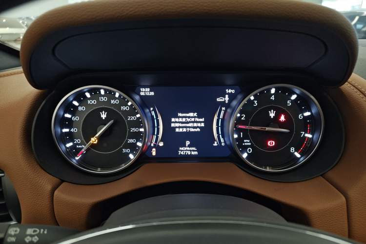 Used Maserati Levante 2021 3.0T Standard Edition Instrument Cluster