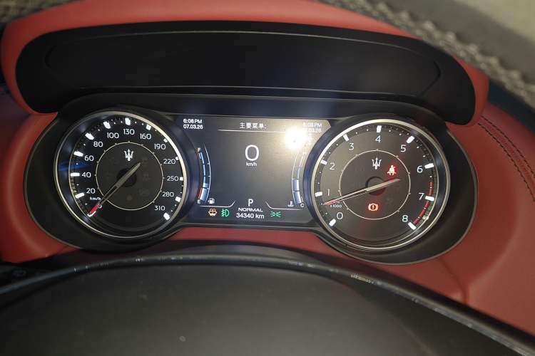 Used Maserati Levante 2021 3.0T Standard Edition Instrument Cluster