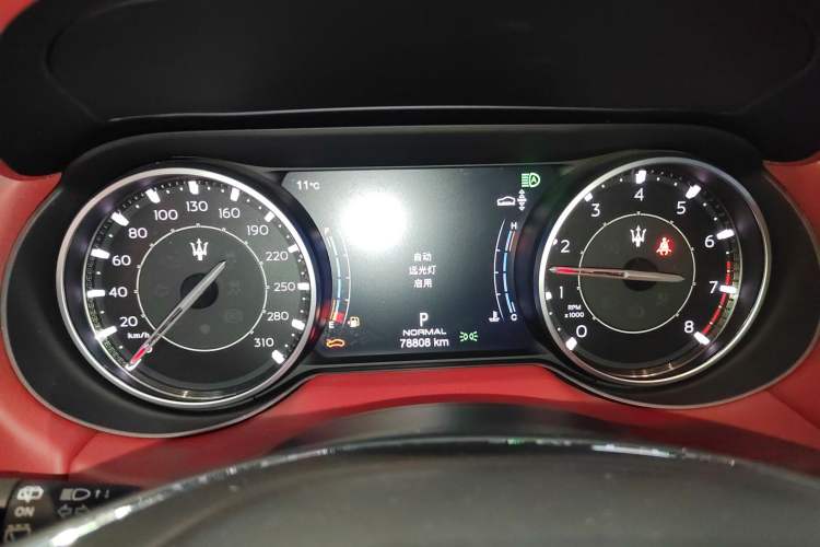 Used Maserati Levante 2021 3.0T Standard Edition Instrument Cluster