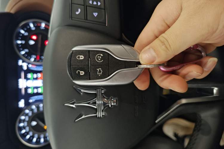 Used Maserati Levante 2021 3.0T Standard Edition Interior 1