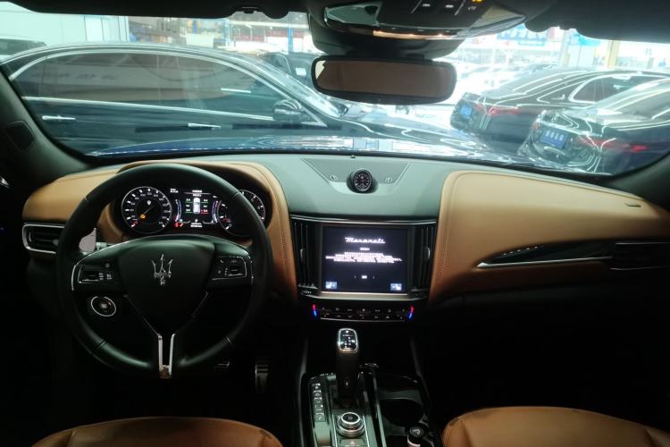 Used Maserati Levante 2021 3.0T Standard Edition Interior 2