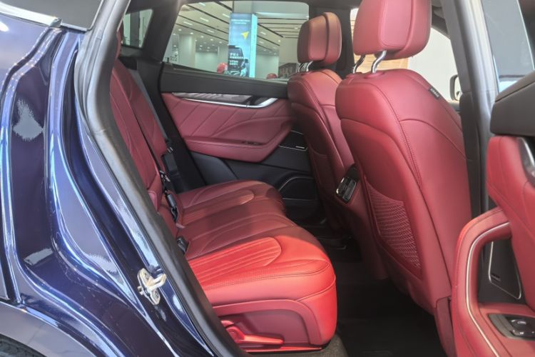 Used Maserati Levante 2021 3.0T Luxury Edition Interior 3